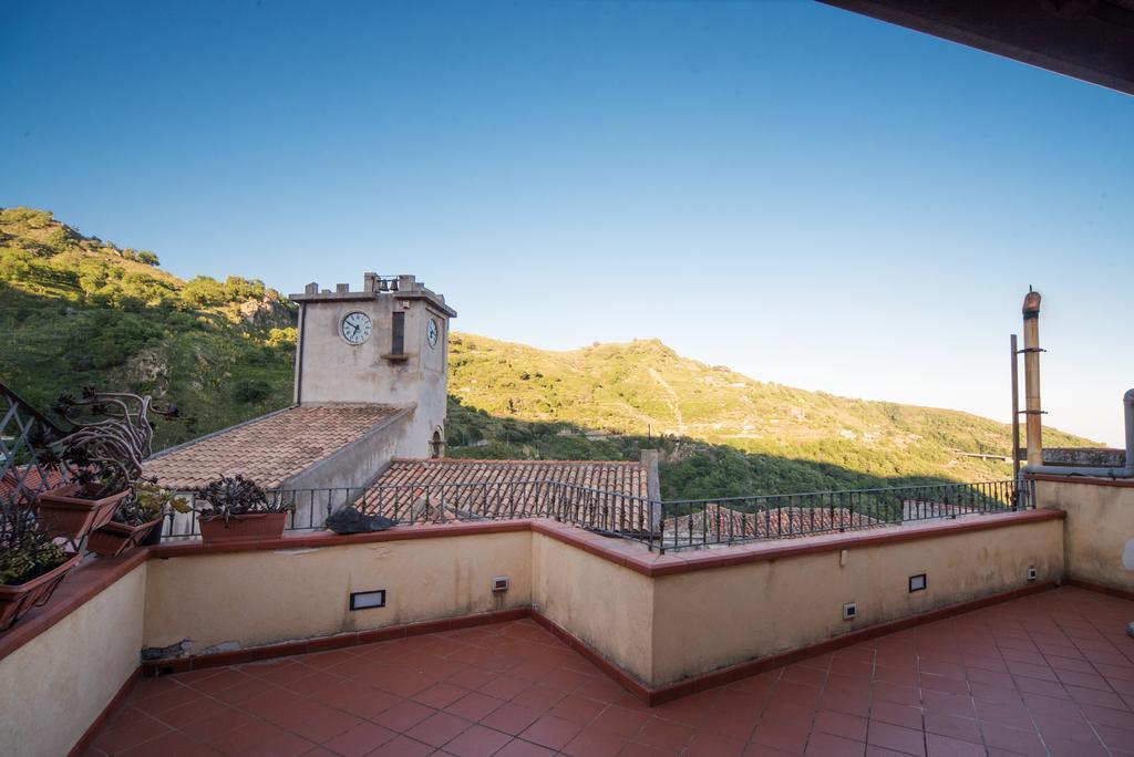 The Clock Houses Borgo Gallodoro เลโตยานนี ภายนอก รูปภาพ