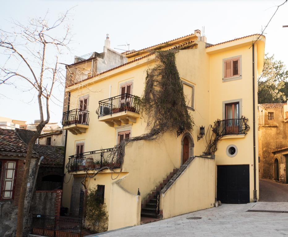 The Clock Houses Borgo Gallodoro เลโตยานนี ภายนอก รูปภาพ