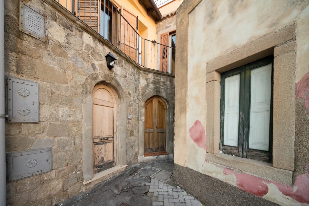 The Clock Houses Borgo Gallodoro เลโตยานนี ภายนอก รูปภาพ