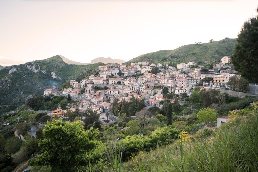 The Clock Houses Borgo Gallodoro เลโตยานนี ภายนอก รูปภาพ